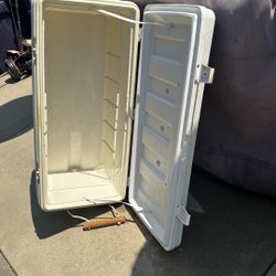 120 Qt Igloo Cooler