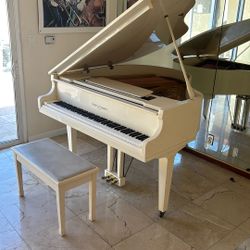Kohler & Campbell Piano 1996 White 