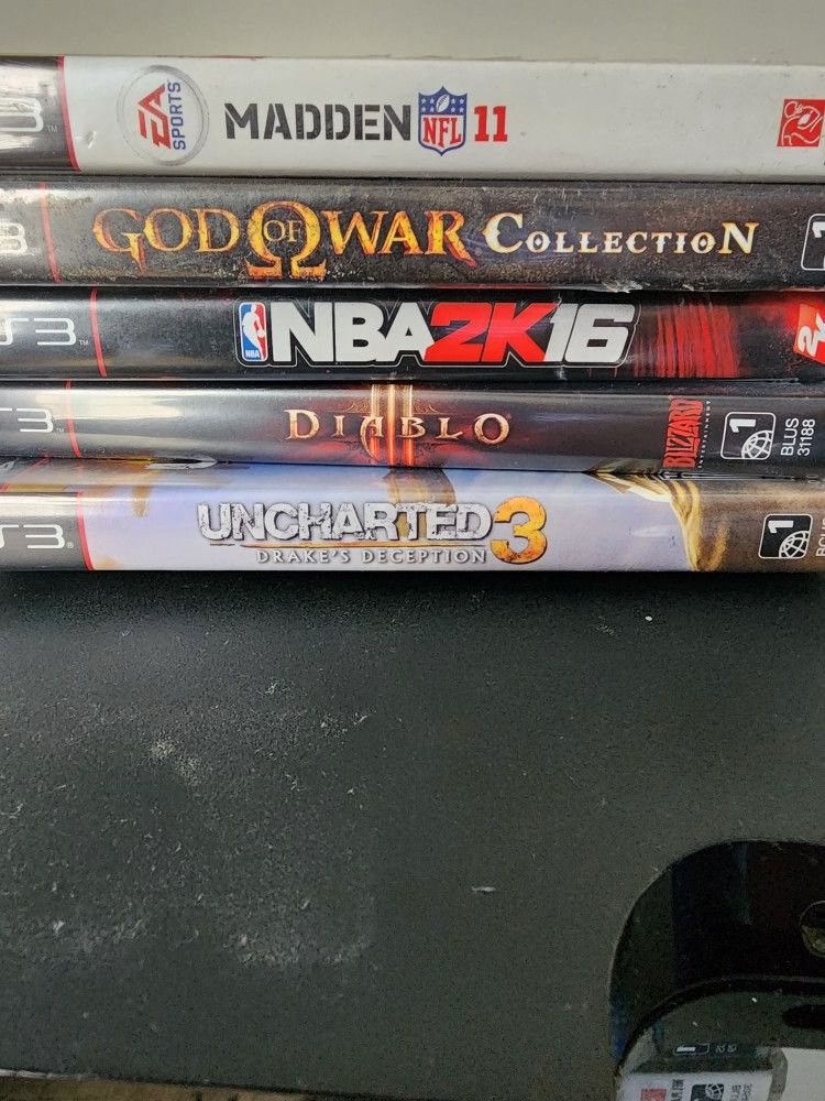 PS3 With 5 Games And A Joystick 