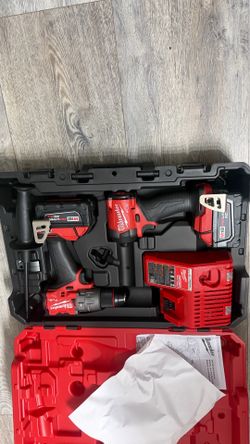 Milwaukee Tool 3697-22 M18 Fuel 2-Tool Combo Kit