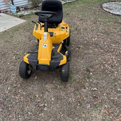 2017 Cub Cadet 