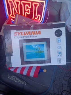 Digital photo frame - New