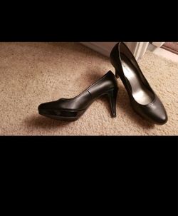 High heels size 10