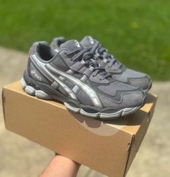 ASICS Gel NYC 2055 Men’s Size 9.5