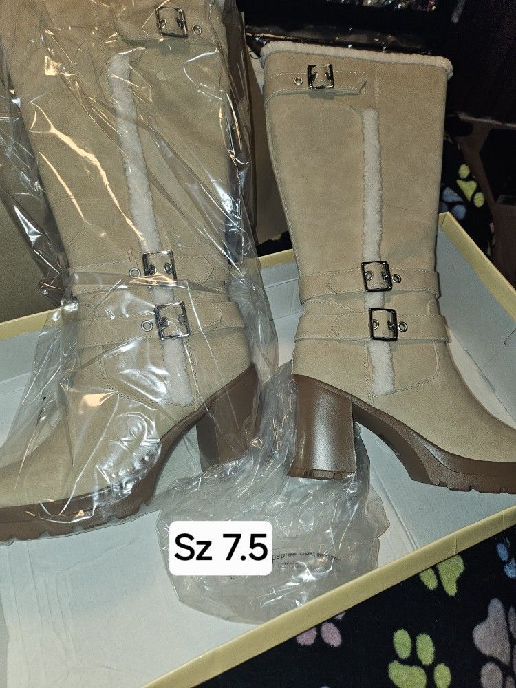 Sz 7.5 Boots