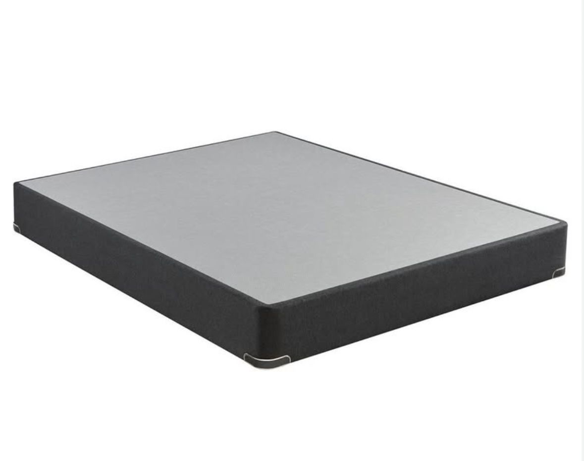 Beautyrest Black Foundation Box Spring Queen Size