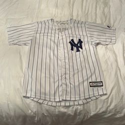 Judge baseball jersey