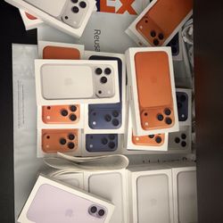 Unlocked iPhone 17 Pro Max Or 17 Pro New Sealed With Receipt 🧾 Bonus New Case & Screen Protector 