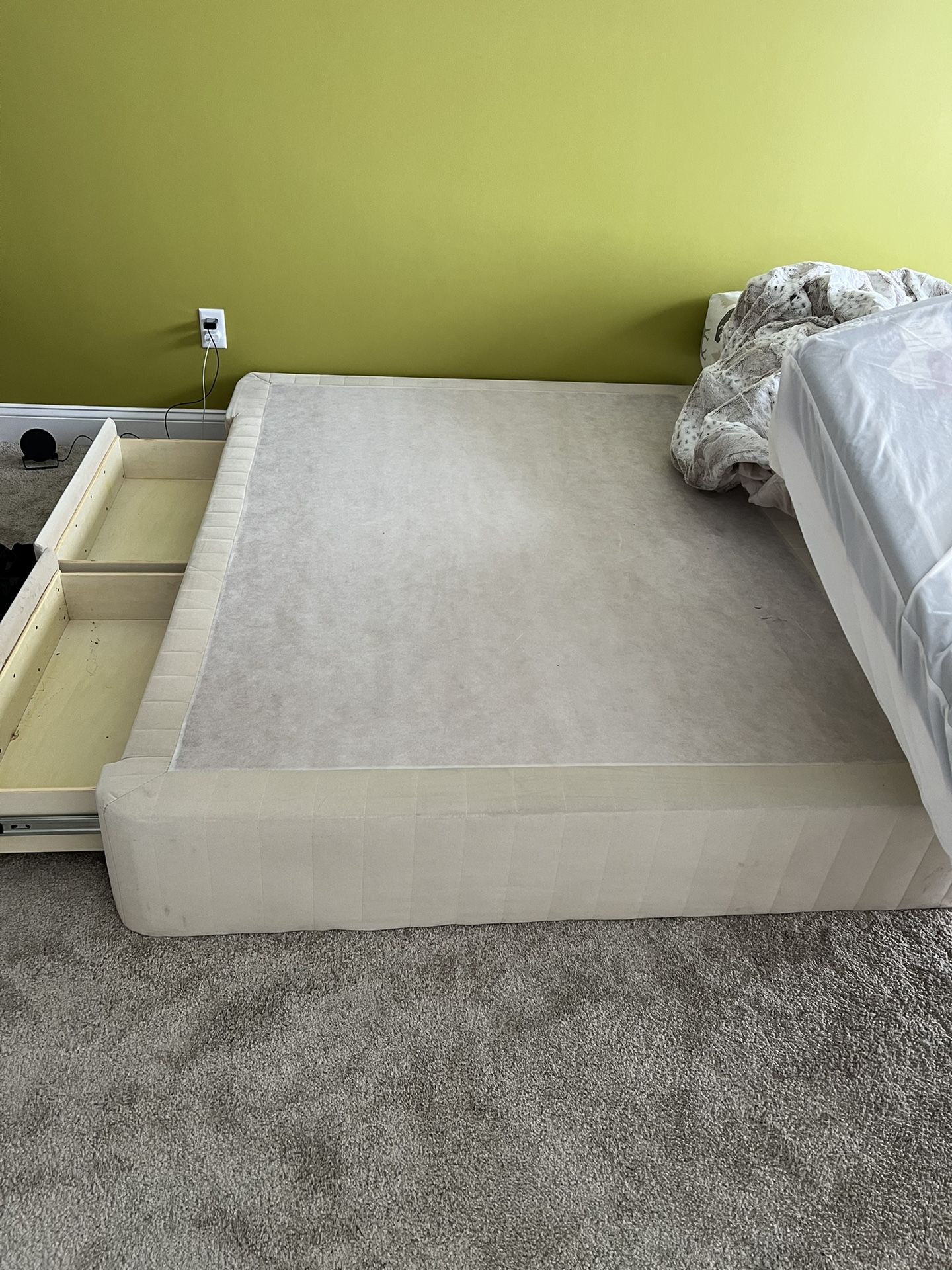 Bed Frame With 4 Storage