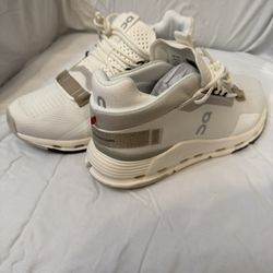 On Running Cloudnova 2  Women’s Size 8 Brand New In Box