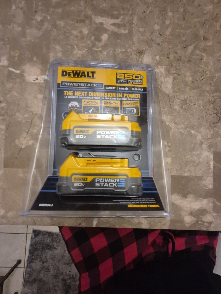 DEWALT 20 Volt MAX Powerstack Compact Battery, 2-Pack, Model# DCBP034-2