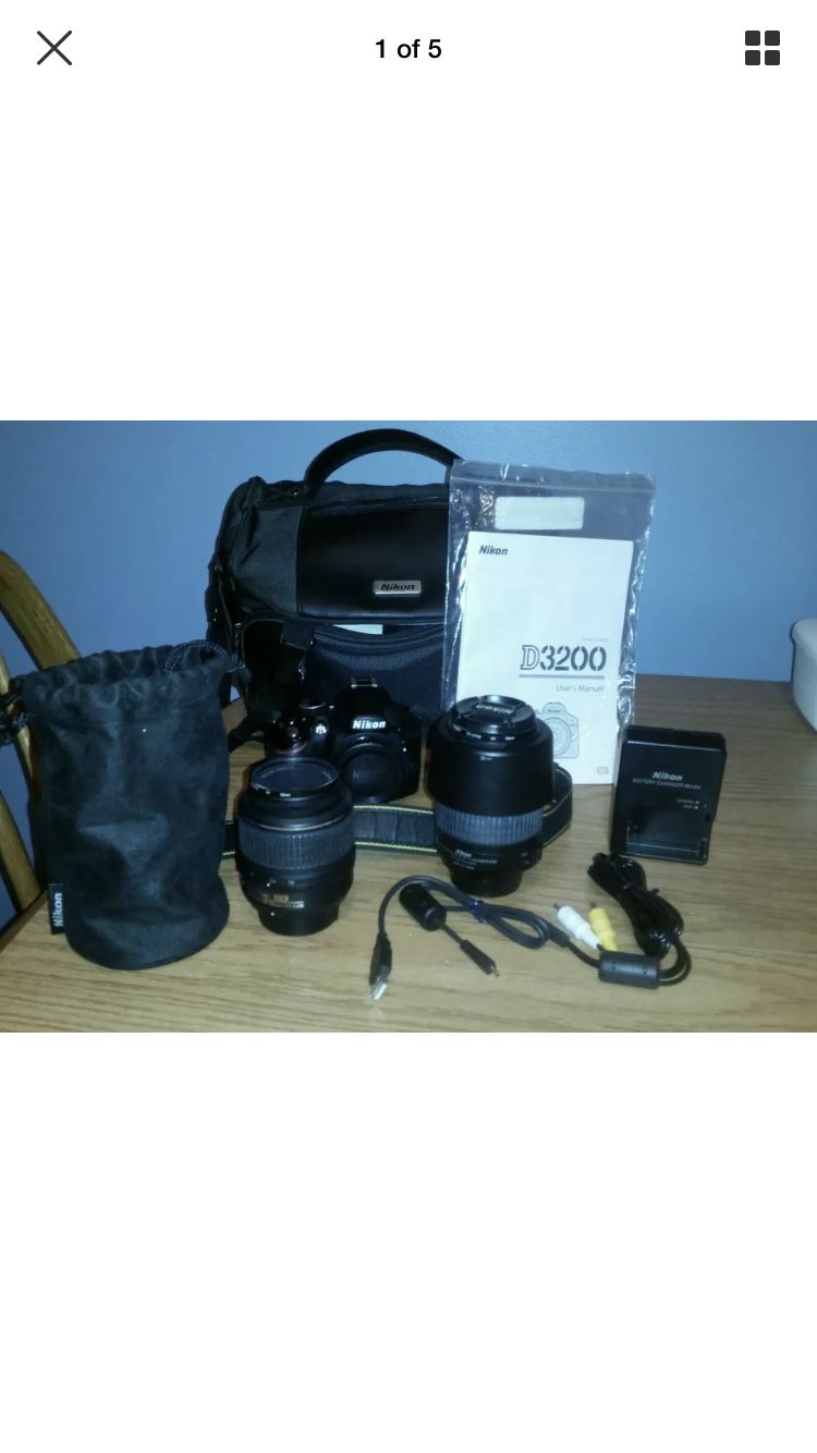 Nikon D3200 with 2 lenses and accessories