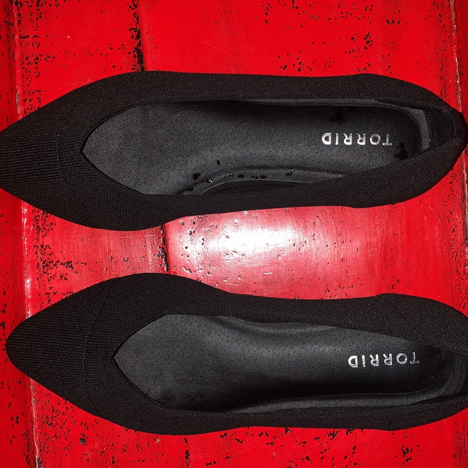 CLASSIC BLACK FLATS SIZE 10 WOMANS TORRID