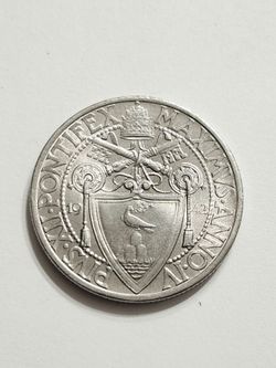 1942 Vatican 1 Lire Coin / Uncirculated