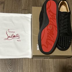 Red bottoms Christian Louboutin