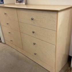 Dresser 8 Drawers / Cajonera 8 Cajones