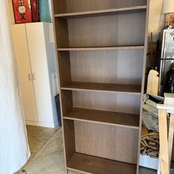 Book Shelf (like New)