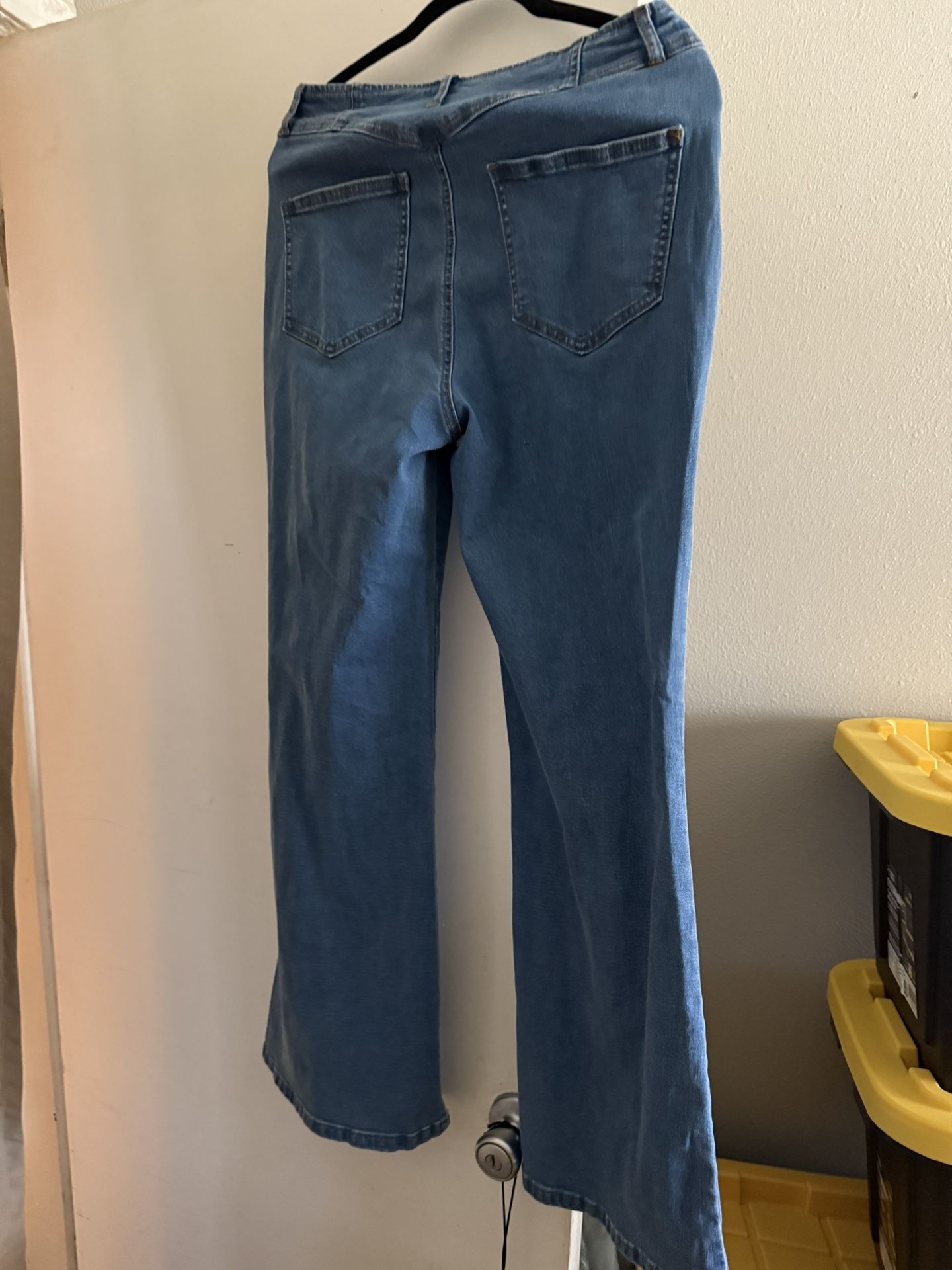 Barrel Jeans