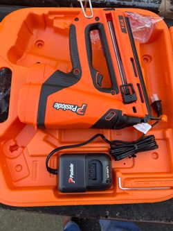 Paslode Cordless 16 Gauge Angled Finish Nailer