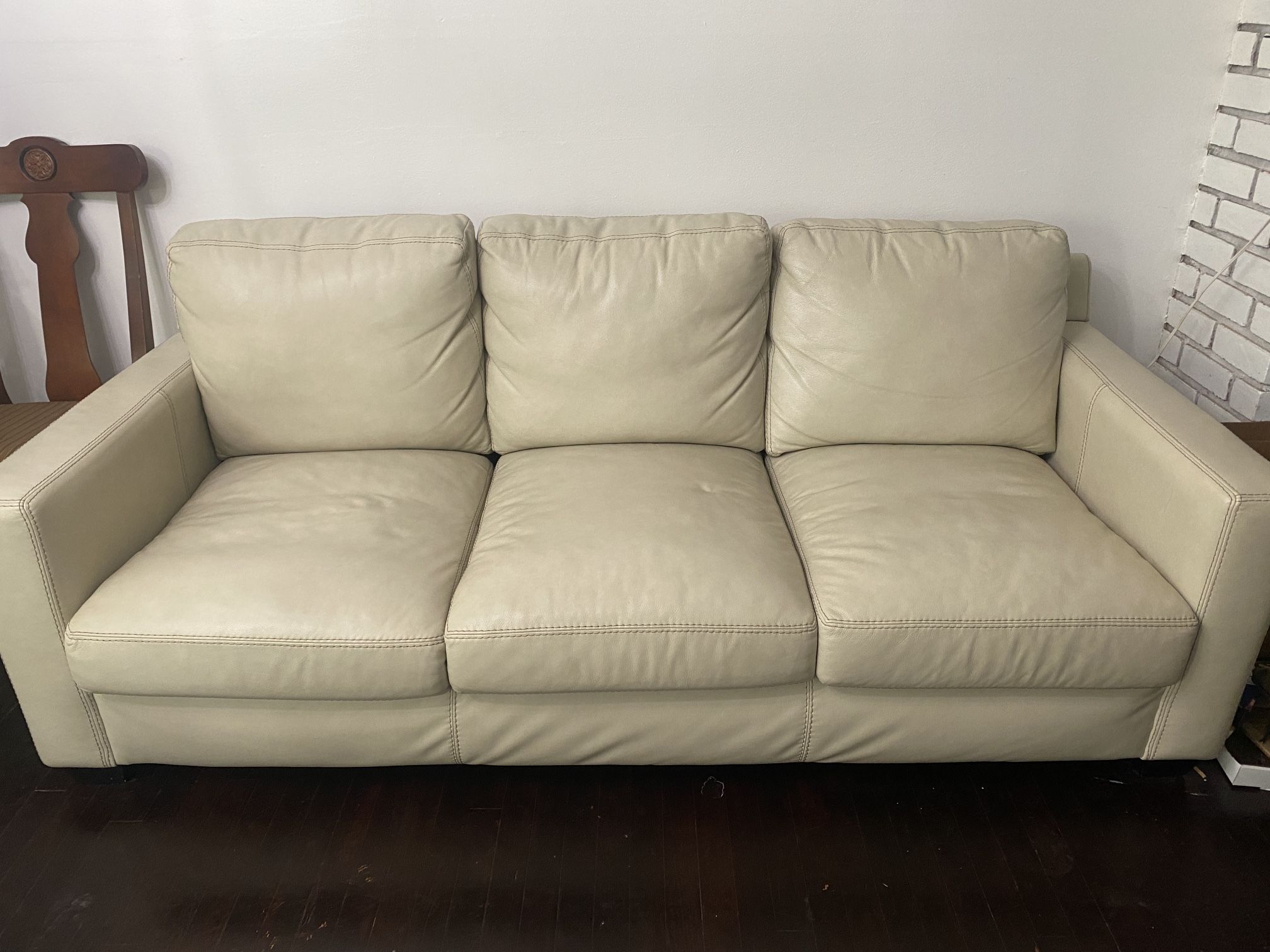 Leather Queen Sofá Sleeper W/memory Foam Mattress