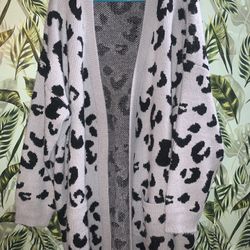 Brand New Women’s Size 3x Good Quality Leopard Cardigan $30