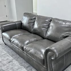 Free Delivery Grey Leather Couch 