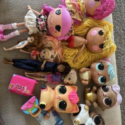 Lot Dolls