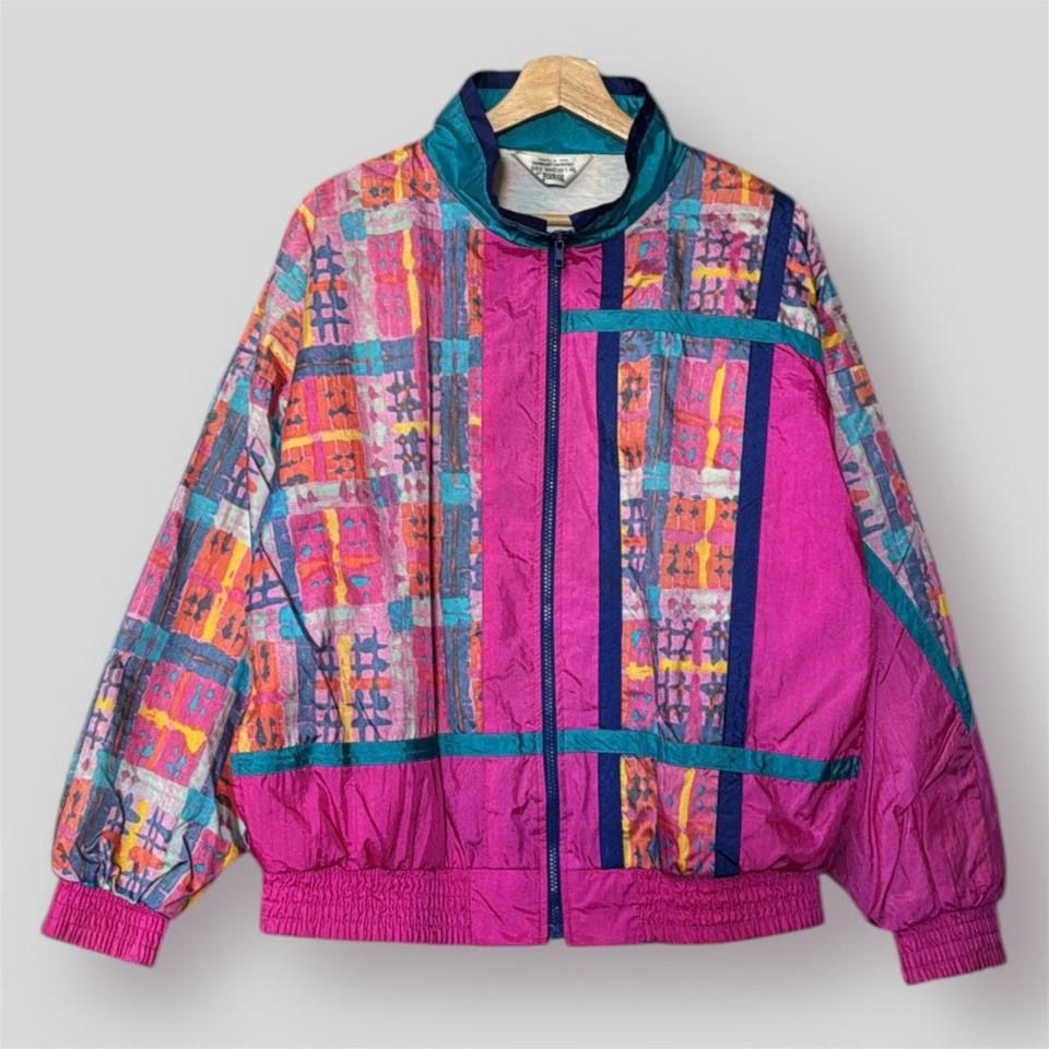 VINTAGE 90s WINDBREAKER JACKET SIZE LARGE