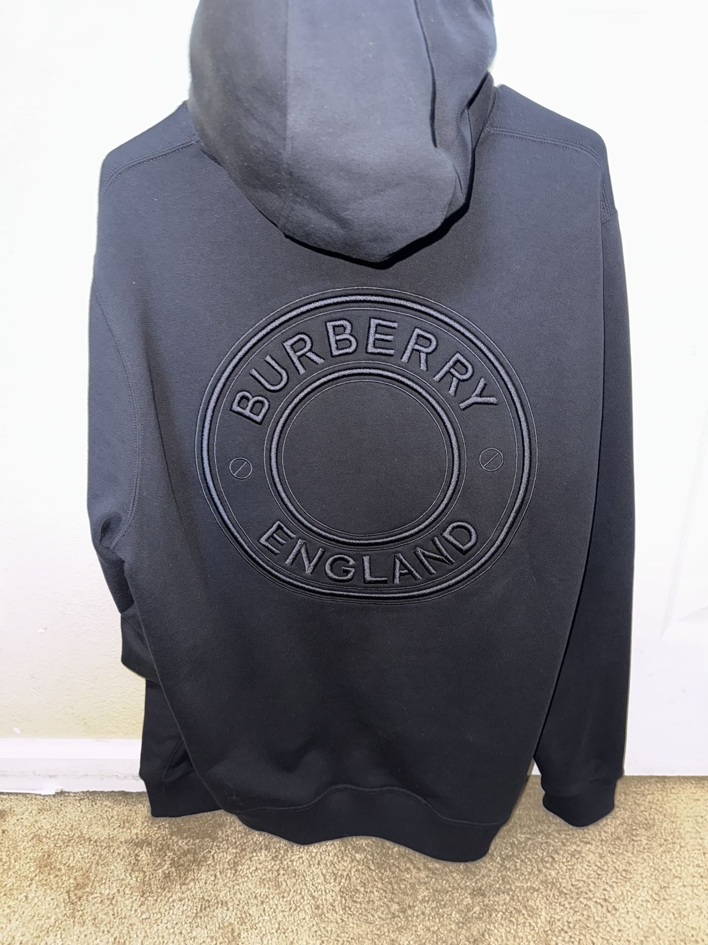 Men Burberry Sweaters & Versace