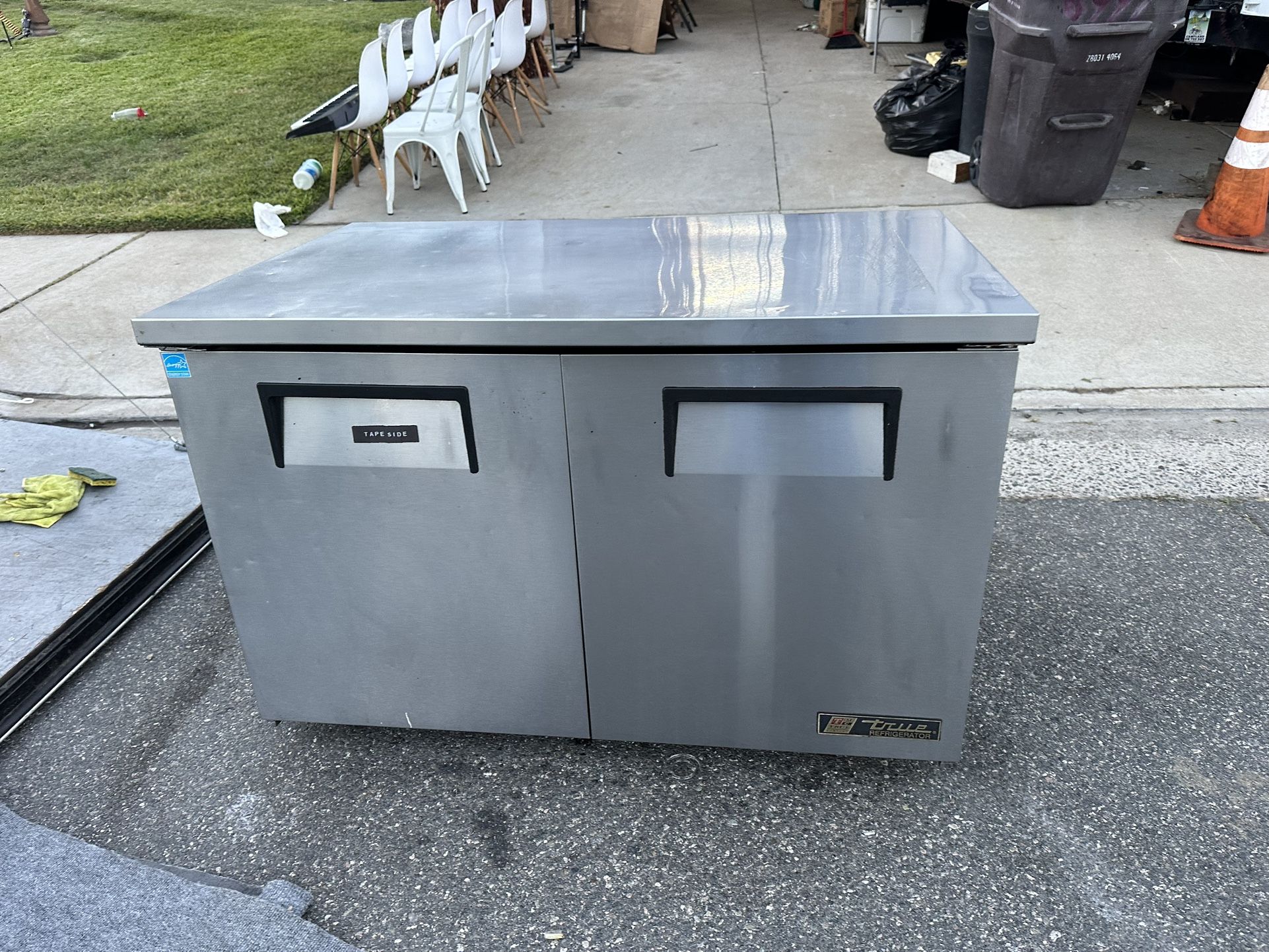 True Refrigerator Freezer True TUC-48-HC Undercounter Refrigerator