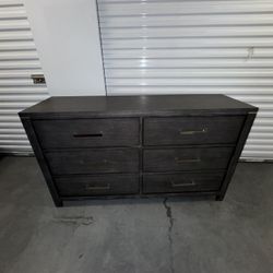 New Classic Odessa Dresser - Charcoal