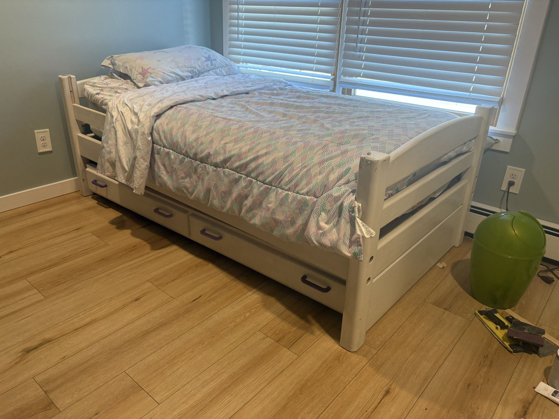 Twin Bed with Pullout Bed And Mattresses