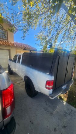 selling a camper that is aluminum it’s smooth for a ford ranger