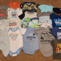 20 short sleeve and 1 pants size 0-6 month