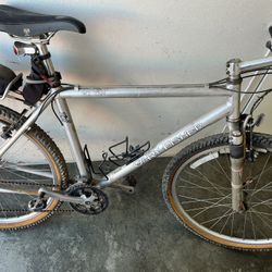Vintage Mountain Bike Gary Fisher Mount Tam 