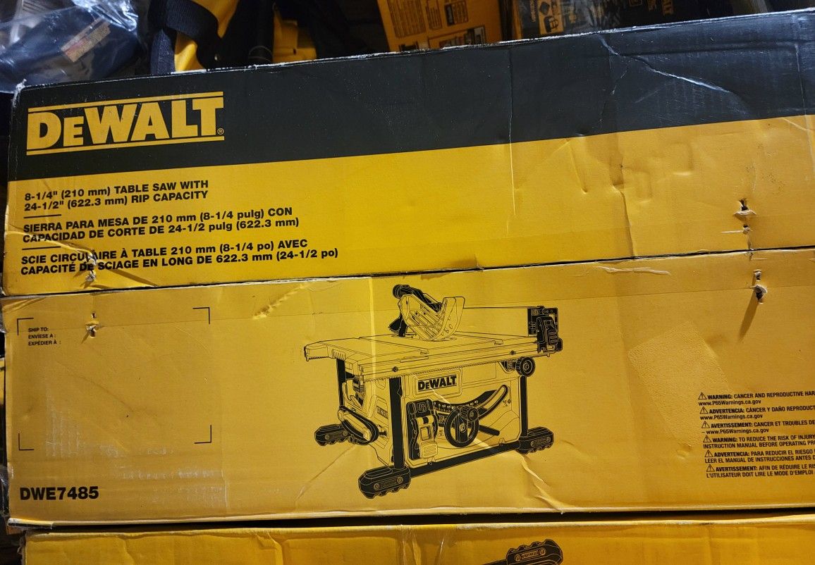 DEWALT
15 Amp Corded 8-1/4 in. Compact Portable Jobsite Tablesaw (Stand Not Included)