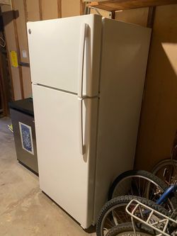 GE Refrigerator White