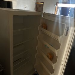 14 Cubic Deep Freezer