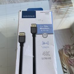 Insignia DisplayPort 1.4 Cable