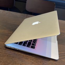 Apple MacBook Air 13” Core I5 Processor 4GB RAM 256GB SSD DRIVE $175