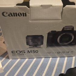 CAMERA CANON EOS M50 24.1 MP