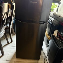 Apartment Fridge 9.2cuft 