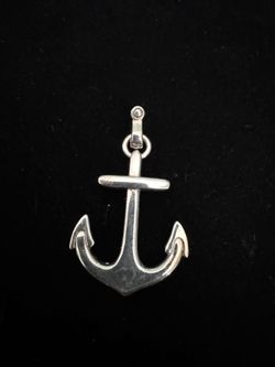 Churchwell jewelers, sterling silver Anchor pendant.