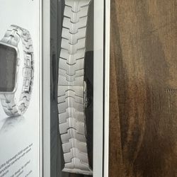 Juuk Aluminum Apple Watch Bracelet 