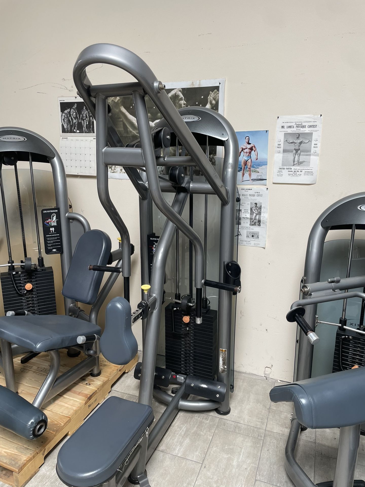 Matrix Seated Row Exercise Workout Machine Equipment