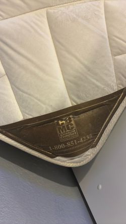 King mattress & box spring. MOVING NEED GONE