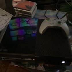 Xbox One Console With Cables 2 Games And 2 Controllers 