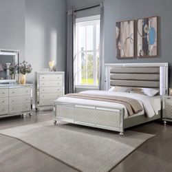 4 Pcs Queen Bedroom Set