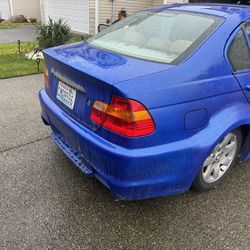 2005 BMW 325i