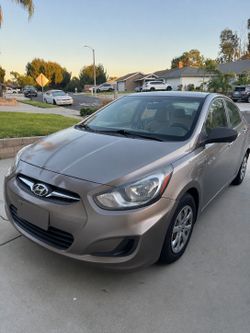 2013 Hyundai Accent